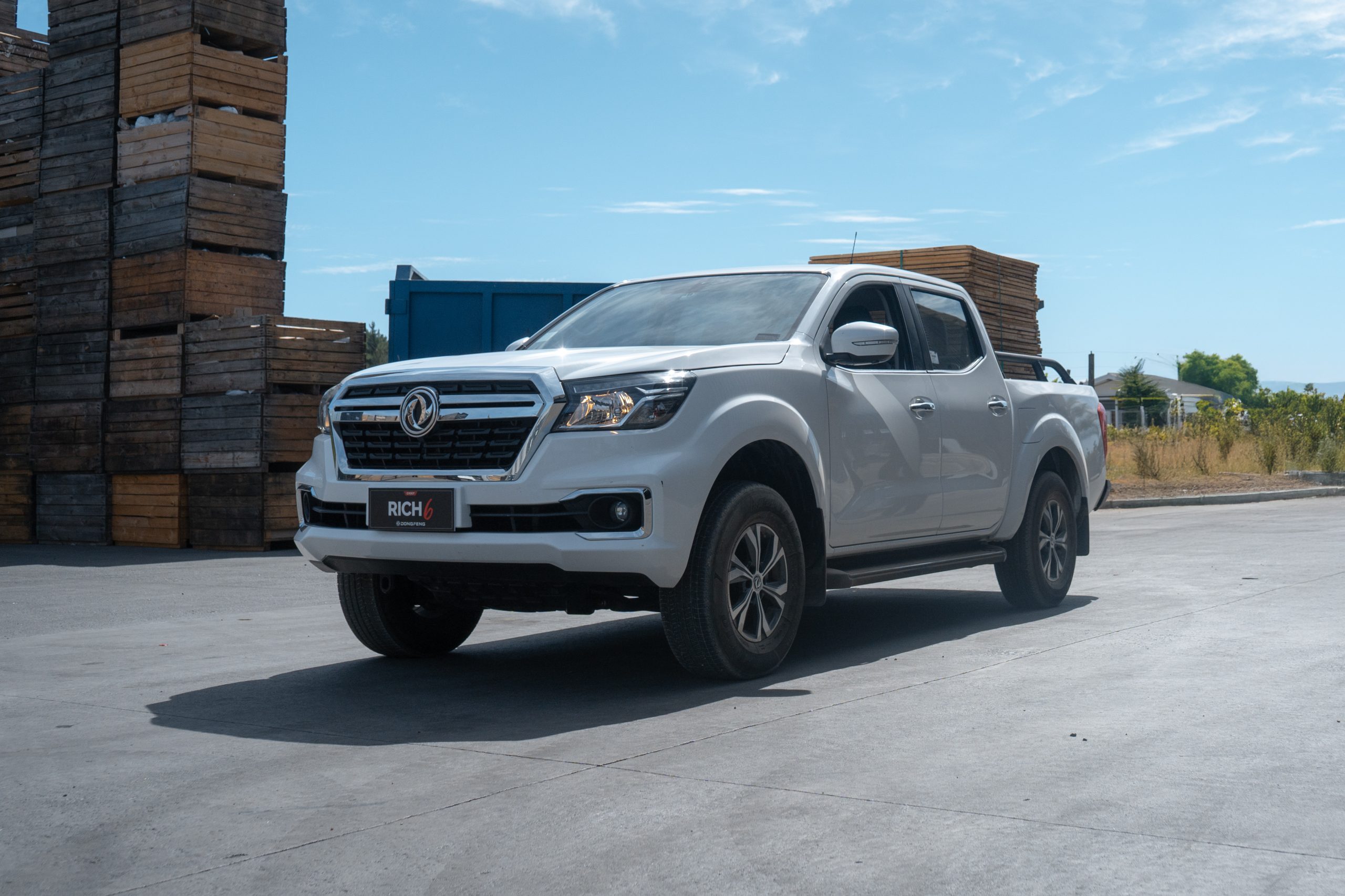 Dongfeng Rich 6 motor y exterior